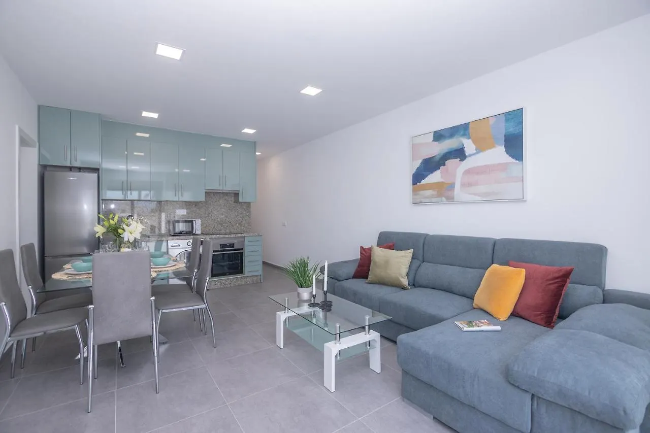 Poris 1 Beachfront Corralejo By Holidays Home ספרד